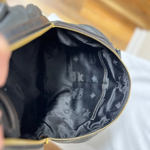 MCM Black Leather Women's Bag, EUC, COA, so soft, 13x9x4”, great interior - Picture 13 of 14